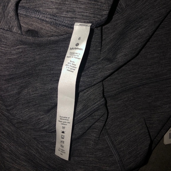 NWT Lululemon Align Crop 21” Heathered Black - Picture 7 of 13